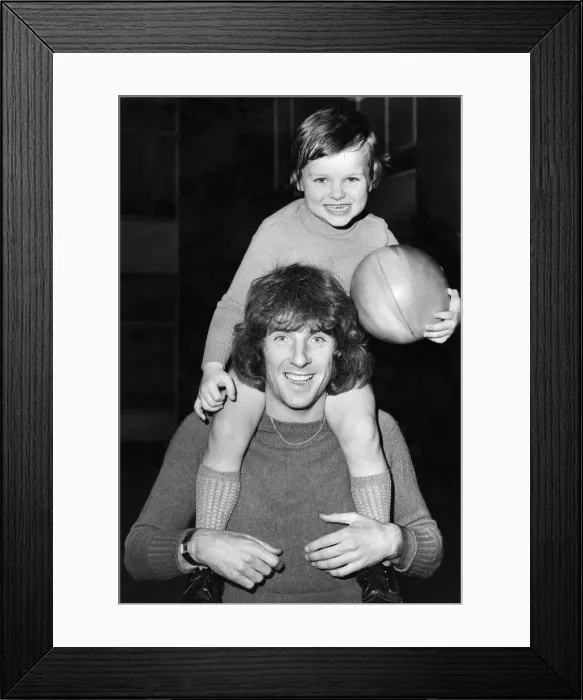 Framed Print : On the eve of London derby game between QPR and Arsenal Framed Print : On the eve of London derby game between QPR and Arsenal