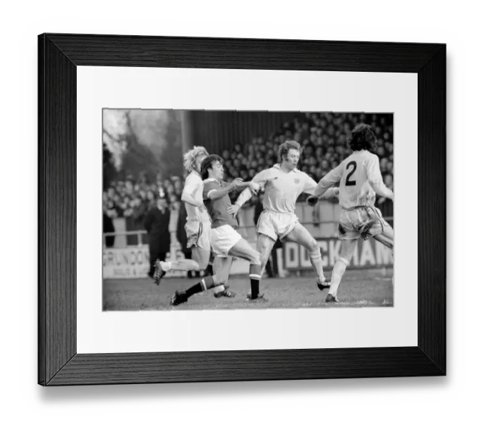 Framed Print : Football: Oxford United vs. Manchester United. February 1975 75-00765-017