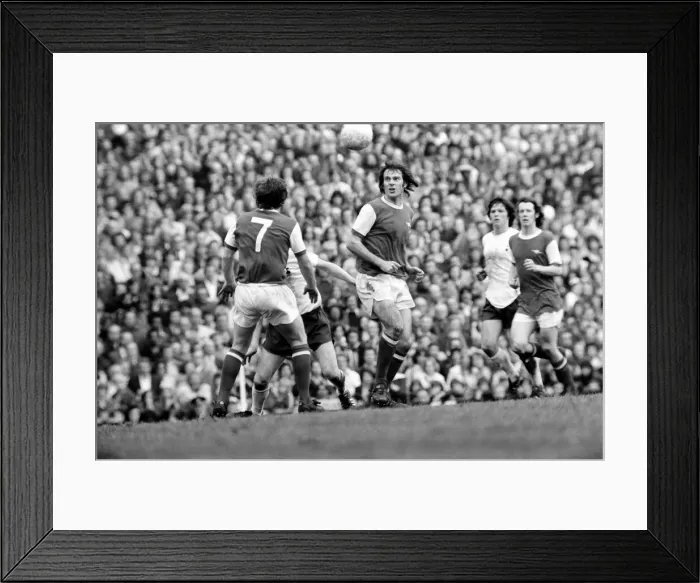 Framed Print : English League Division One match at Highbury Arsenal 1 v Tottenham Hotspur 0 Framed Print : English League Division One match at Highbury Arsenal 1 v Tottenham Hotspur 0