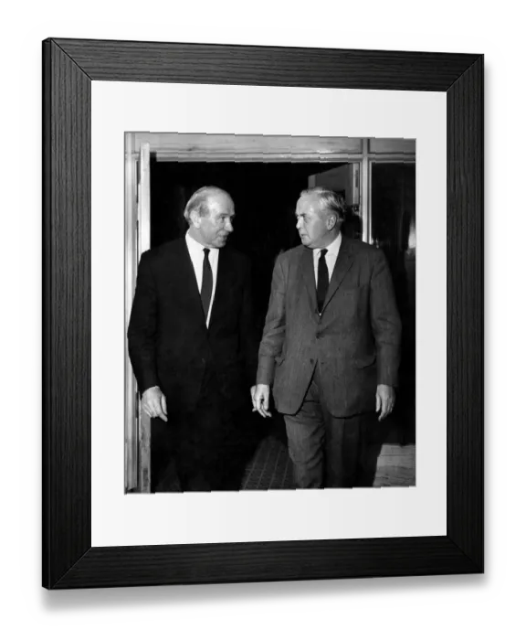 Framed Print : Manchester United football manager Matt Busby meets Prime Minister Harold Wilson for