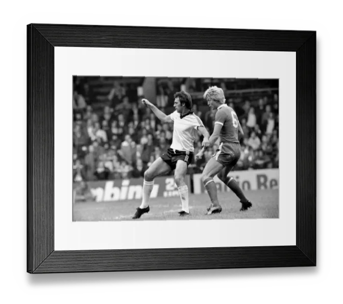 Framed Print : English League Division Two match at Craven Cottage Fulham 3 v Chelsea 1