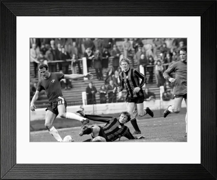 Framed Print : Division One Football Chelsea v. Manchester City 1975 / 75 Season Framed Print : Division One Football Chelsea v. Manchester City 1975 / 75 Season