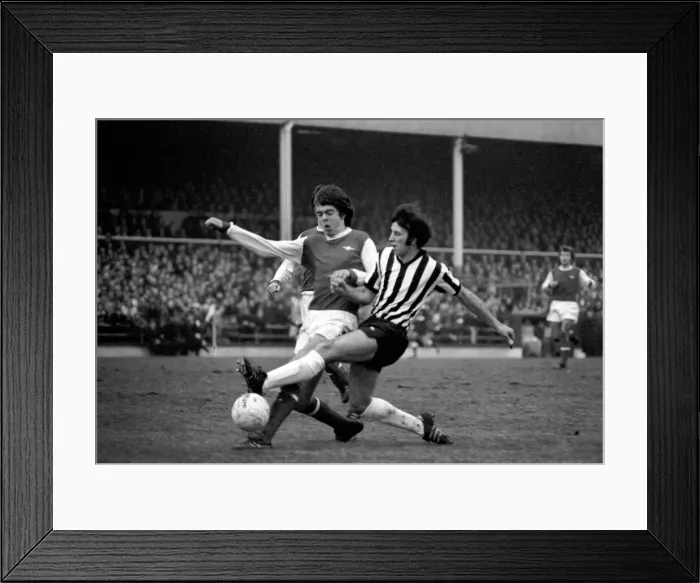 Framed Print : English FA Cup Third round match. Notts County 0 v Arsenal 1 Framed Print : English FA Cup Third round match. Notts County 0 v Arsenal 1