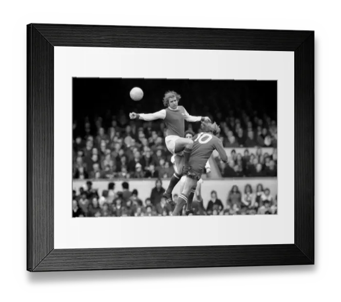 Framed Print : Sport Football Arsenal v Sheffield United 1974  /  75 Season