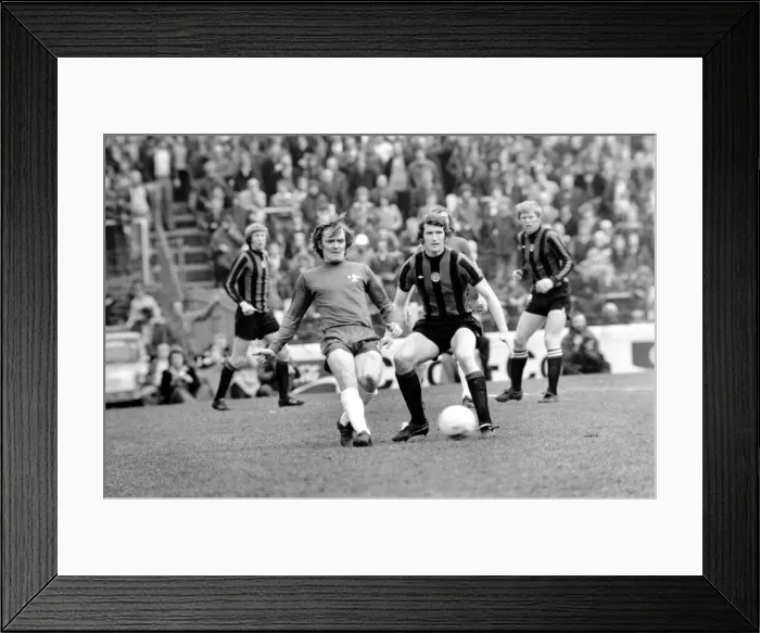 Framed Print : Sport Football Division One Chelsea v Manchester City 1974  /  75 Season
