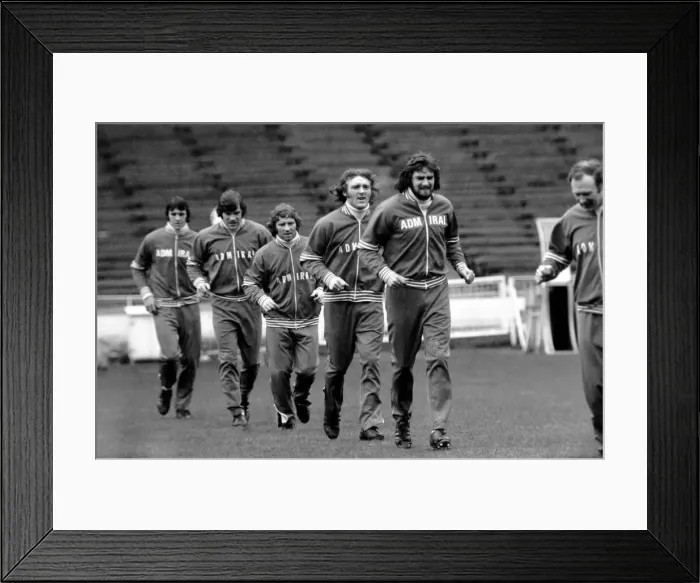 Framed Print : Alan Ball and Malcolm McDonald training along side the England team training at Wembly