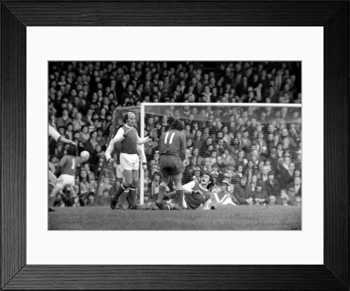 Framed Print : Sport Football Arsenal v Sheffield United 1974  /  75 Season