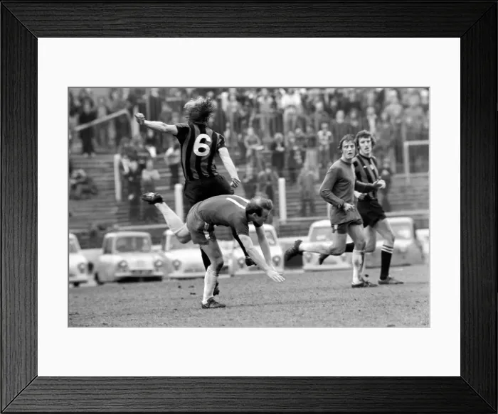 Framed Print : Sport Football Division One Chelsea v Manchester City 1974  /  75 Season