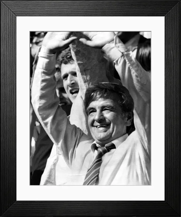 Framed Print : Chelsea manager John Neal during a game. 30th April 1984 Framed Print : Chelsea manager John Neal during a game. 30th April 1984