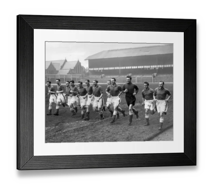 Framed Print : Everton players training at Goodison Park in preparation for an FA Cup match against