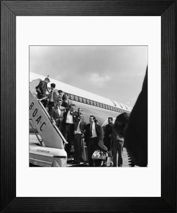 Framed Print : The England football team at London Airport before their flight to Santiago Framed Print : The England football team at London Airport before their flight to Santiago