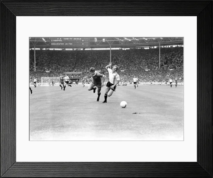 Framed Print : Charity Shield: Manchester United v. Liverpool F. C. August 1977 77-04358-046 Framed Print : Charity Shield: Manchester United v. Liverpool F. C. August 1977 77-04358-046