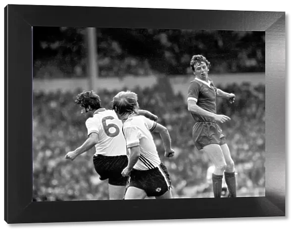 Charity Shield: Manchester United v. Liverpool F. C. August 1977 77-04358-074