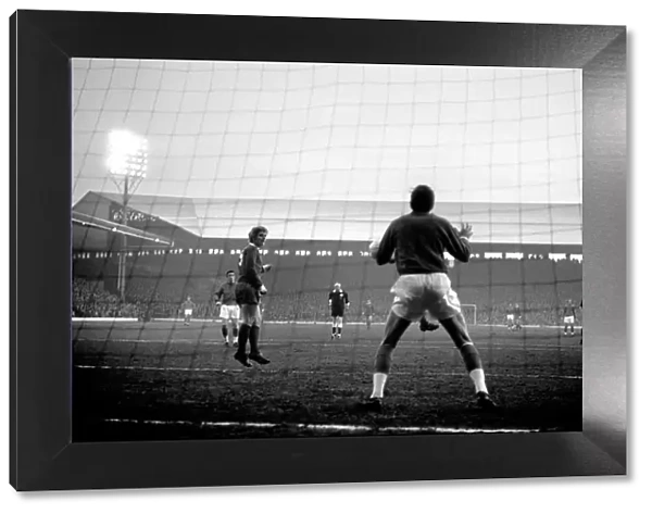 Liverpool v. Crystal Palace. April 1970 70-6799-007