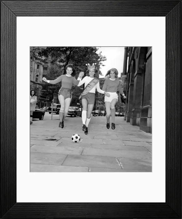 Framed Print : Miss Goal. BritainIs No. 1 Girl Football Fan. At the Waldorf Hotel in London Ten Framed Print : Miss Goal. BritainIs No. 1 Girl Football Fan. At the Waldorf Hotel in London Ten