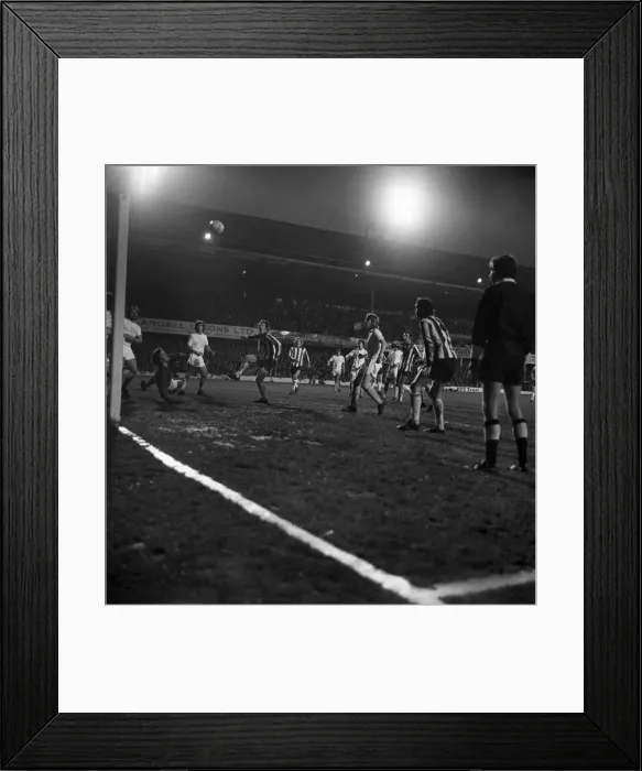 Framed Print : Football: F. A. Cup: Southampton F. C. vs. West Ham F. C. Keith Coleman (West Ham Framed Print : Football: F. A. Cup: Southampton F. C. vs. West Ham F. C. Keith Coleman (West Ham