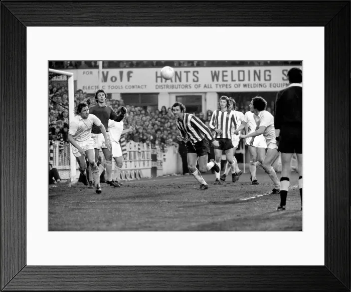 Framed Print : Football: Southampton F. C. v. West Ham F. C. Osgood heads a cross ball to a team mate
