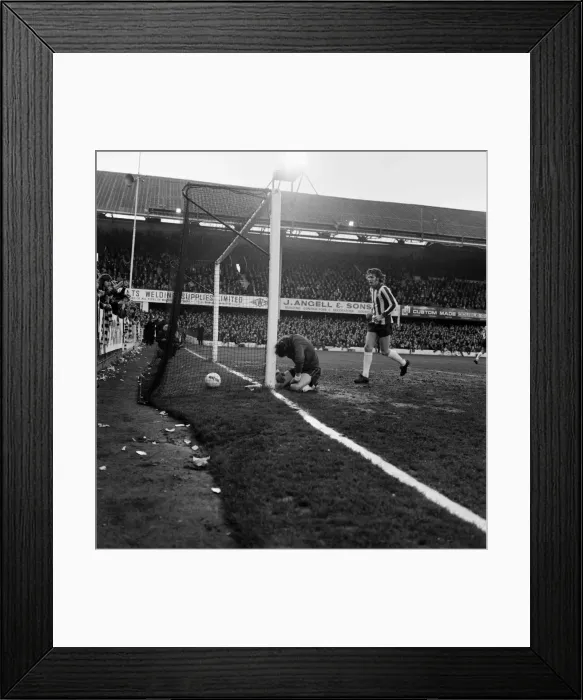 Framed Print : Football: F. A. Cup: Southampton F. C. vs. West Ham F. C. Mike Channon and Frank Lampard Framed Print : Football: F. A. Cup: Southampton F. C. vs. West Ham F. C. Mike Channon and Frank Lampard