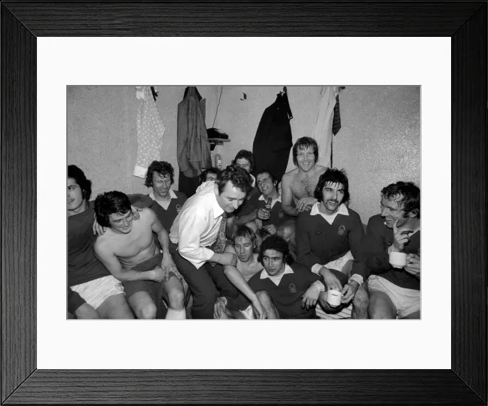 Framed Print : Football: Tottenham Hotspur F. C. vs. Nottingham Forest F. C Framed Print : Football: Tottenham Hotspur F. C. vs. Nottingham Forest F. C