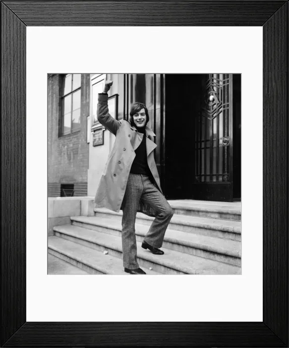 Framed Print : Peter Marinello signs for Arsenal. Peter Marinello gives the thumb-up on his arrival Framed Print : Peter Marinello signs for Arsenal. Peter Marinello gives the thumb-up on his arrival