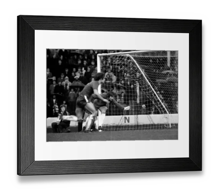 Framed Print : Football: Chelsea F. C. vs. Leeds United F. C. Scenes during the match