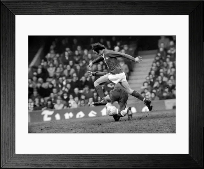 Framed Print : Football: Chelsea F. C. vs. Birmingham F. C. February 1975 75-00764-005 Framed Print : Football: Chelsea F. C. vs. Birmingham F. C. February 1975 75-00764-005