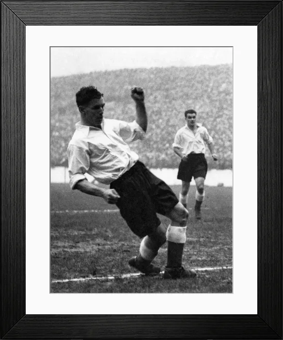 Framed Print : Jack Rowley. Manchester United F. C. November 1949 P012507 Framed Print : Jack Rowley. Manchester United F. C. November 1949 P012507