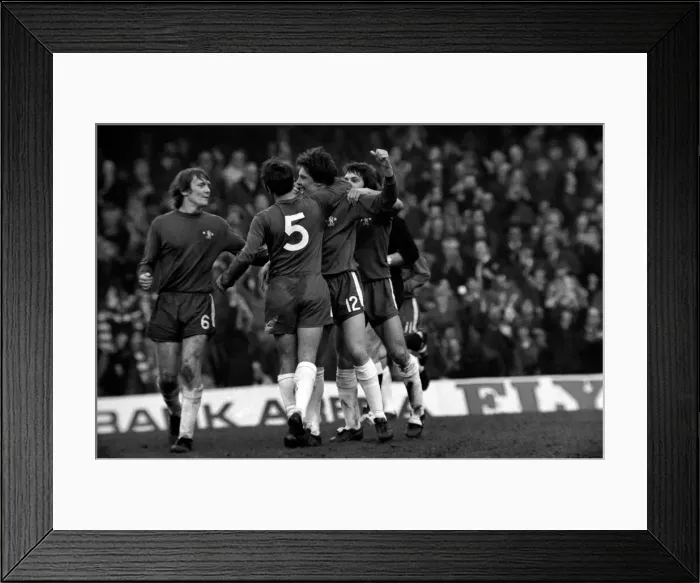 Framed Print : Football: Chelsea F. C. vs. Birmingham F. C. February 1975 75-00764-094