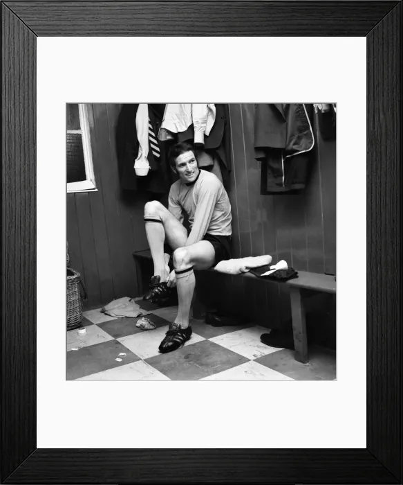Framed Print : Wolverhampton Wanderers footballer Derek Dougan pictured in dressing room