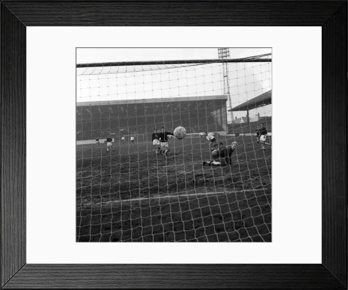 Framed Print : English League Division One match. Burnley v. Liverpool Framed Print : English League Division One match. Burnley v. Liverpool