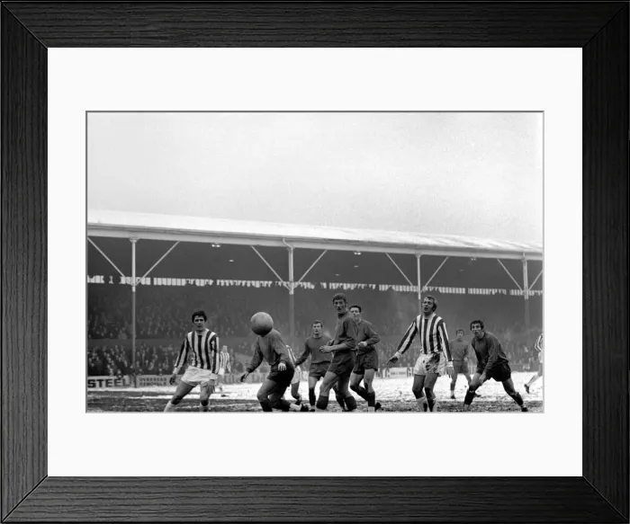 Framed Print : Division One football Stoke v. Crystal Palace 1969 / 70 Season Framed Print : Division One football Stoke v. Crystal Palace 1969 / 70 Season