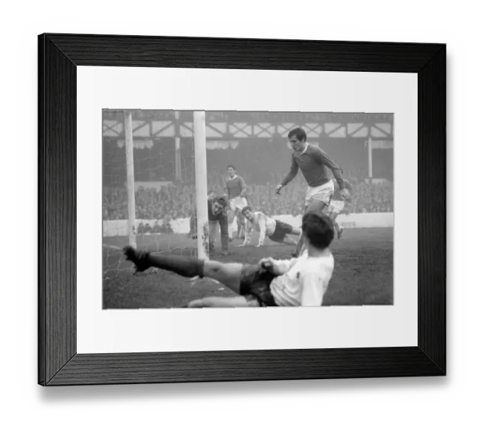 Framed Print : English League Division One match. Everton v. Derby. Narrow escape for Everton Framed Print : English League Division One match. Everton v. Derby. Narrow escape for Everton
