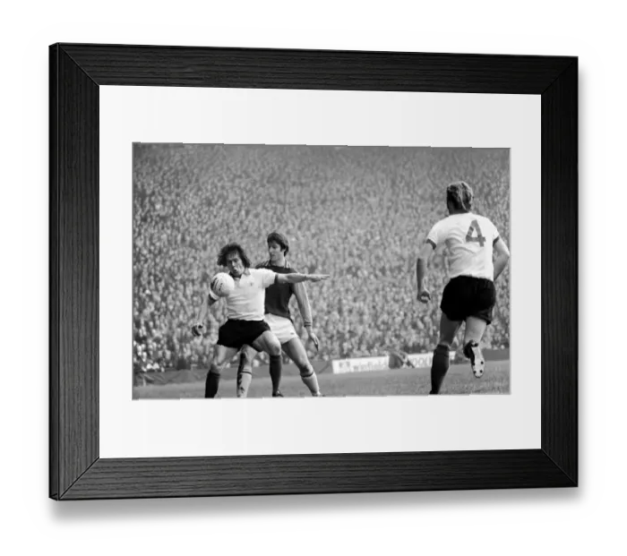 Framed Print : Aston Villa F. C. vs. Manchester United F. C. February 1975 75-01050-015 Framed Print : Aston Villa F. C. vs. Manchester United F. C. February 1975 75-01050-015