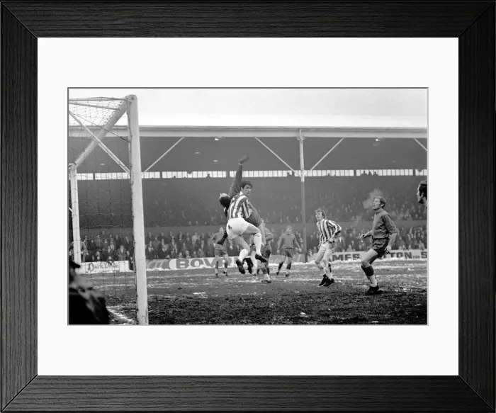 Framed Print : Division One football Stoke v. Crystal Palace 1969  /  70 Season