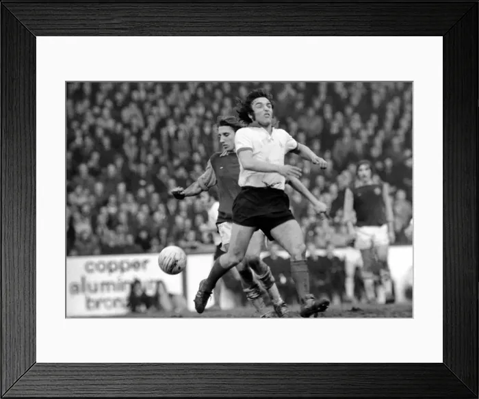 Framed Print : Football: Aston Villa F. C. (2) vs. Manchester United F. C. (0). February 1975 75-01047-054 Framed Print : Football: Aston Villa F. C. (2) vs. Manchester United F. C. (0). February 1975 75-01047-054