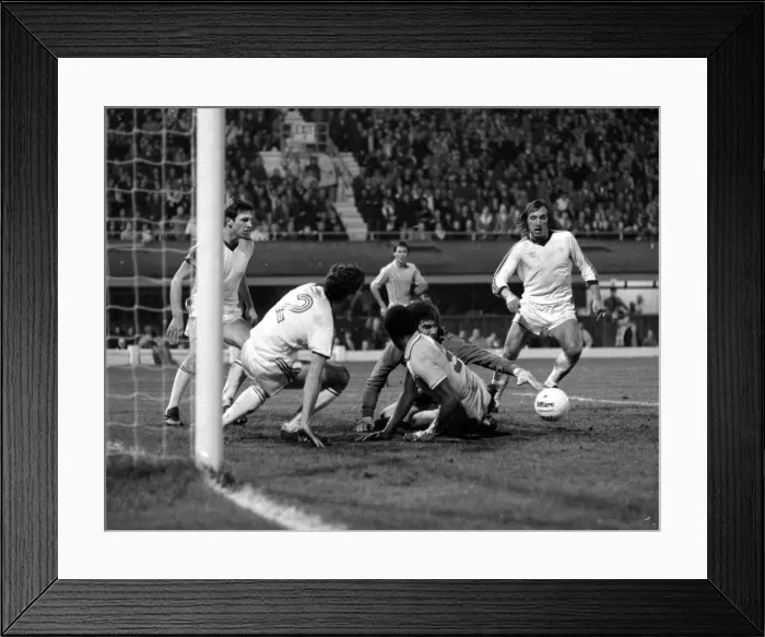 Framed Print : English League Cup Semi Final First Leg at Highfield Road Coventry City 3 v West