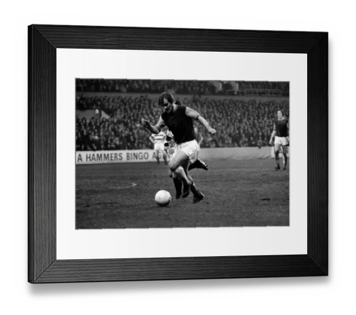 Framed Print : Football: West Ham F. C. vs. Queens Park Ranger F. C. Scenes during the match Framed Print : Football: West Ham F. C. vs. Queens Park Ranger F. C. Scenes during the match