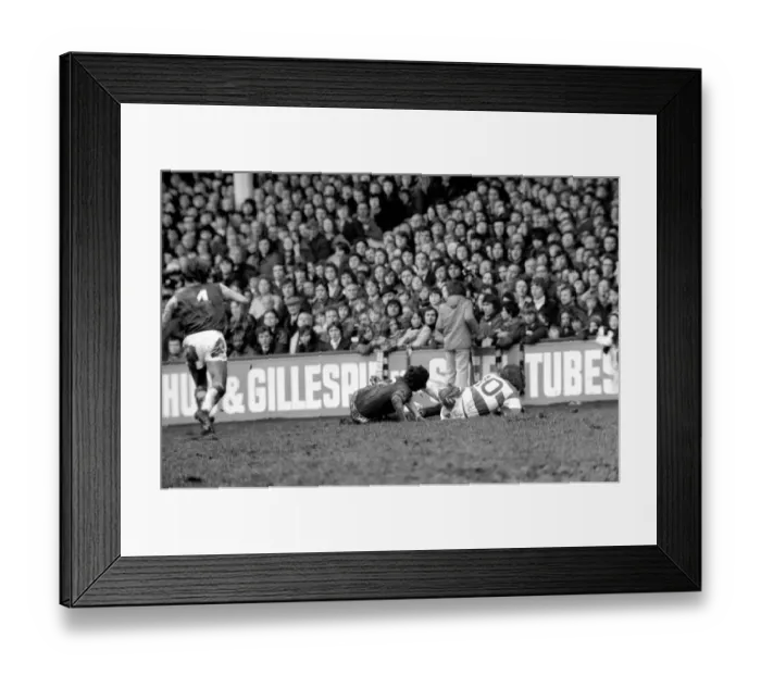 Framed Print : F. A. Cup. West Ham. F. C. vs. Queens Park Rangers F. C. February 1975 75-00907-002 Framed Print : F. A. Cup. West Ham. F. C. vs. Queens Park Rangers F. C. February 1975 75-00907-002