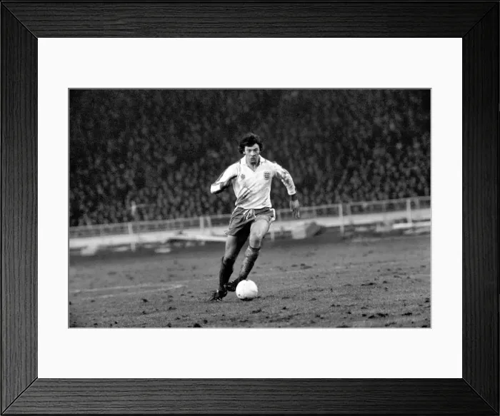 Framed Print : England (2) v. West Germany (0). March 1975 75-01404-017 Framed Print : England (2) v. West Germany (0). March 1975 75-01404-017