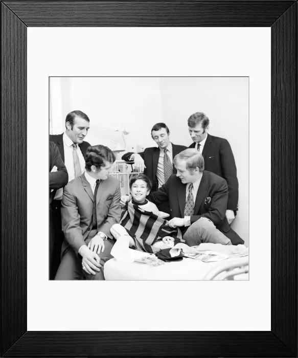 Framed Print : 15 year old Nigel Shadbolt of Chipping Campden Gloucs. who is in St Framed Print : 15 year old Nigel Shadbolt of Chipping Campden Gloucs. who is in St