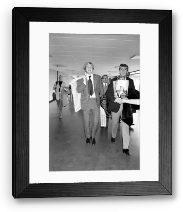 Framed Print : Bobby Moore arriving home from Holland after the England v Framed Print : Bobby Moore arriving home from Holland after the England v