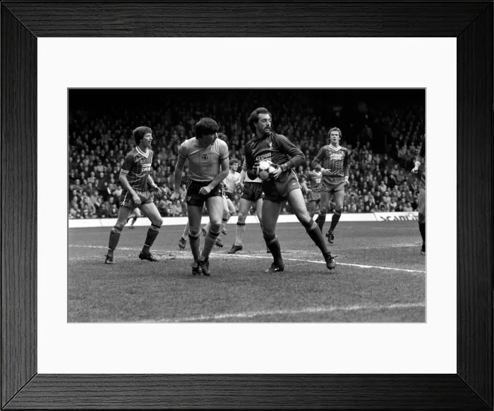 Framed Print : English League Division One match at Anfield Liverpool 1 v Sunderland 0 Bruce Framed Print : English League Division One match at Anfield Liverpool 1 v Sunderland 0 Bruce