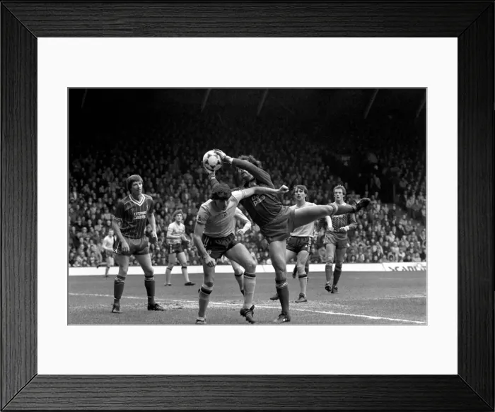 Framed Print : English League Division One match at Anfield Liverpool 1 v Sunderland 0 Bruce Framed Print : English League Division One match at Anfield Liverpool 1 v Sunderland 0 Bruce