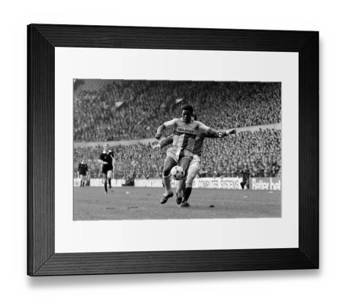 Framed Print : English League Division One match at Old Trafford Manchester United 3 v Coventry