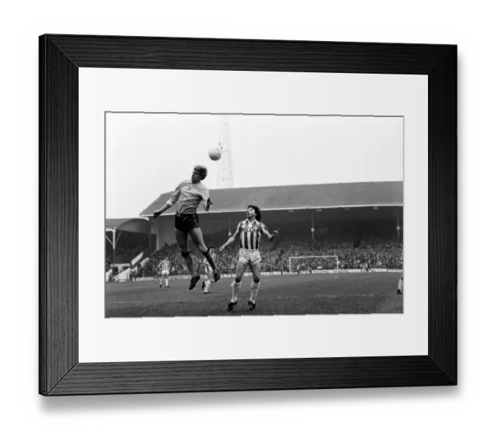 Framed Print : English League Division One match Stoke City 0 v Sunderland 1 March 1983 Framed Print : English League Division One match Stoke City 0 v Sunderland 1 March 1983