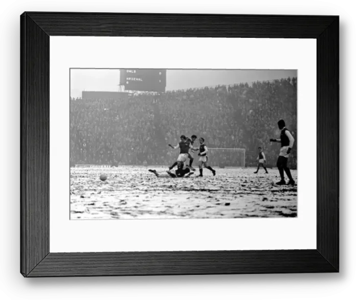 Framed Print : Sport: Football: Sheffield Wednesday v. Arsenal. Midfield over with coleman, Sinclair Framed Print : Sport: Football: Sheffield Wednesday v. Arsenal. Midfield over with coleman, Sinclair