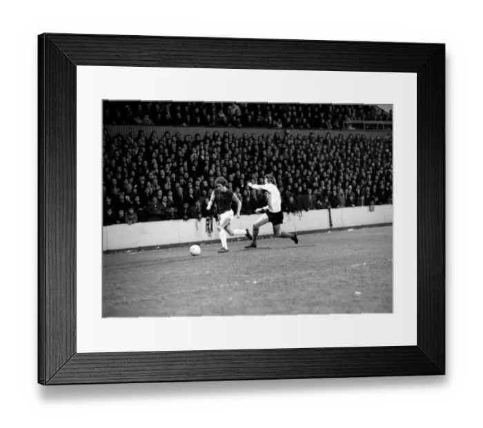 Framed Print : English League Division One match at Upton Park West Ham United 0 v Liverpool 0 Framed Print : English League Division One match at Upton Park West Ham United 0 v Liverpool 0