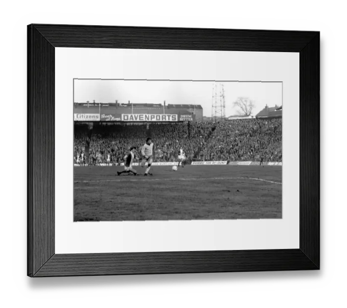 Framed Print : Football. Birmingham F. C. vs. Everton F. C. Scenes during the match Framed Print : Football. Birmingham F. C. vs. Everton F. C. Scenes during the match