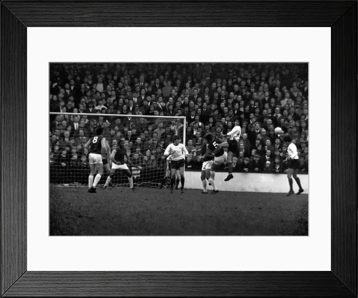 Framed Print : English League Division One match at Upton Park West Ham United 1 v Liverpool 2 Framed Print : English League Division One match at Upton Park West Ham United 1 v Liverpool 2