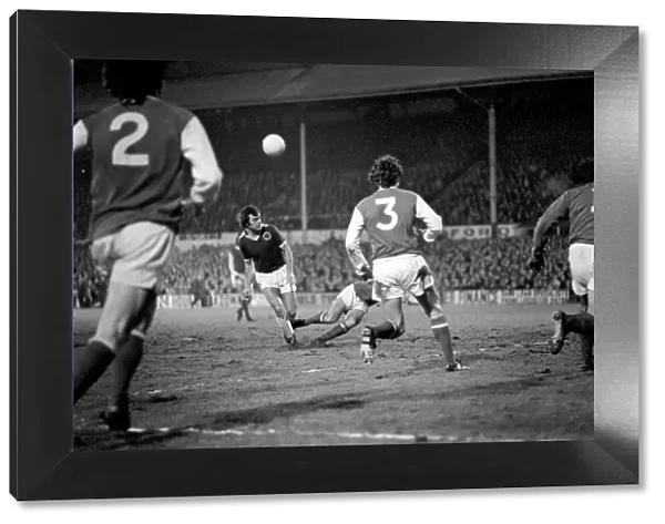 English FA Cup Fifth Round Replay Leicester City 1 v Arsenal 1 Action